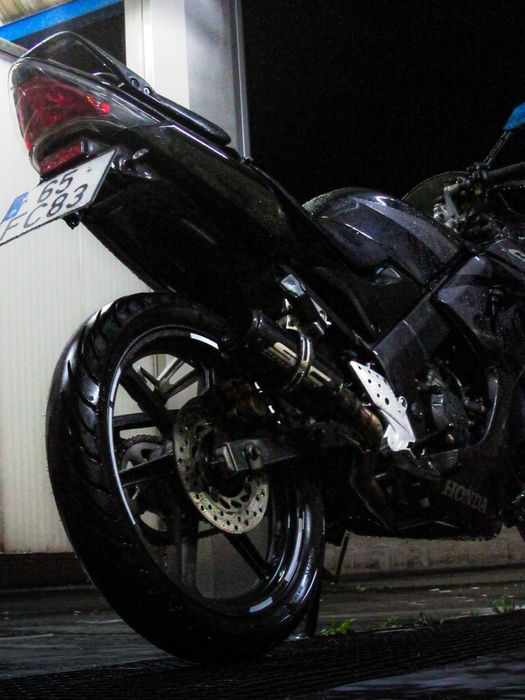 Honda CBR125R JC39