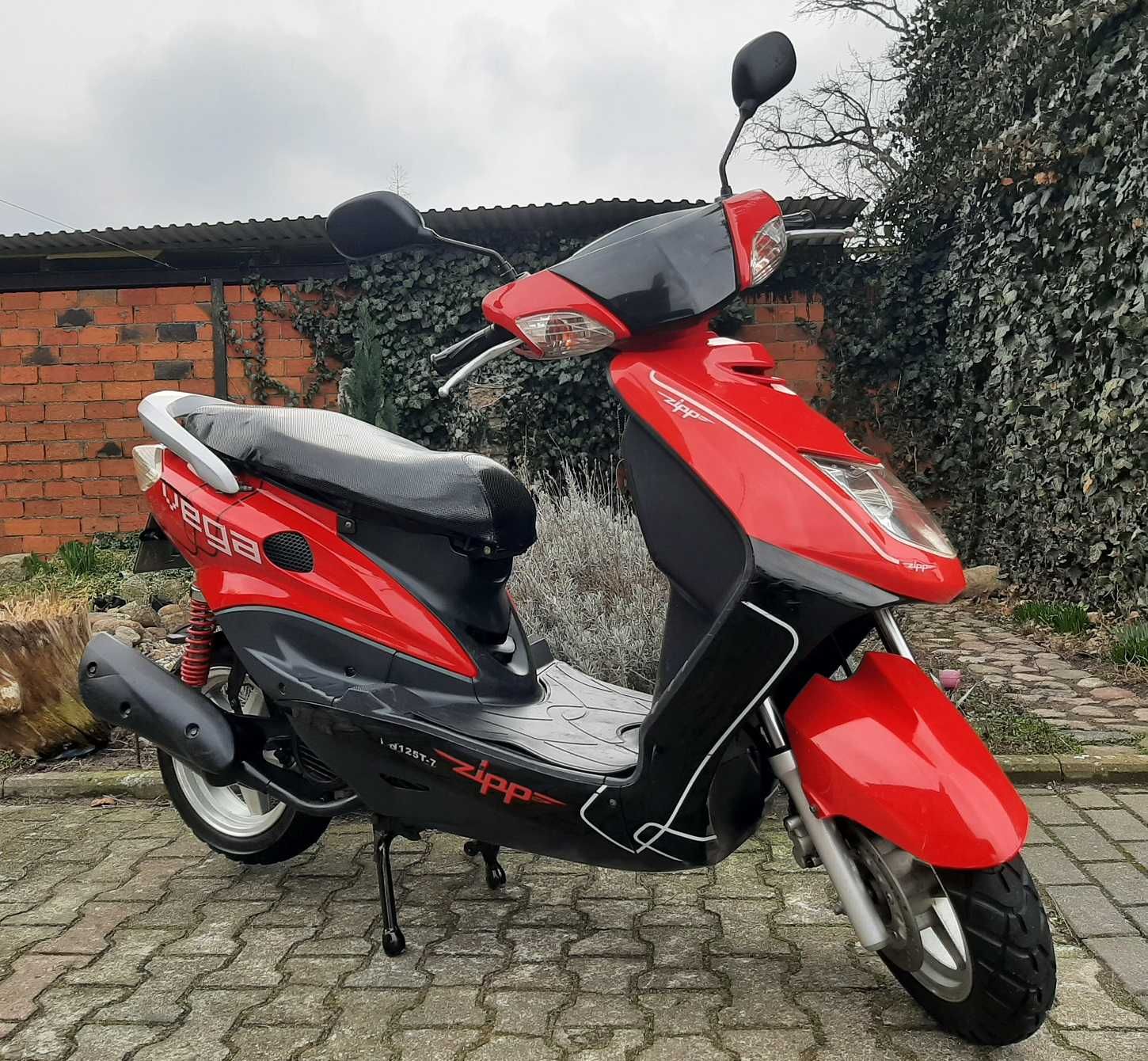 Zadbany skuter Zipp Vega 125ccm 4t 2007r 1wł tylko 4512km