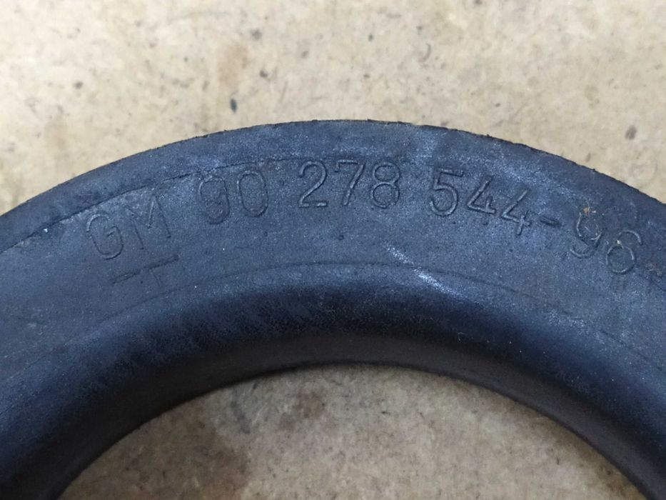 Opel Vectra А/Kadett/Astra F резинки під пружини підкладки проставка