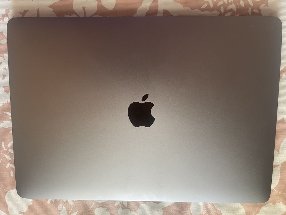 MacBook Pro 2020 com rato incluido! 13”