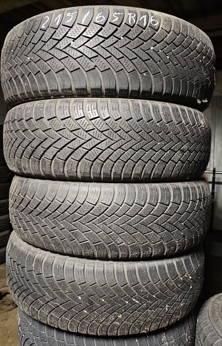 Opony zimowe 215/65R16