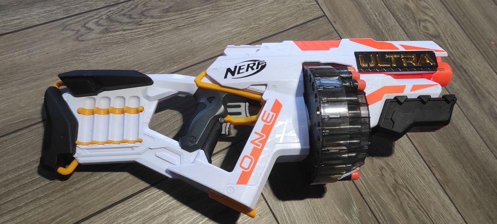 Іграшковий бластер Nerf Ultra One Миколайчик подарунок