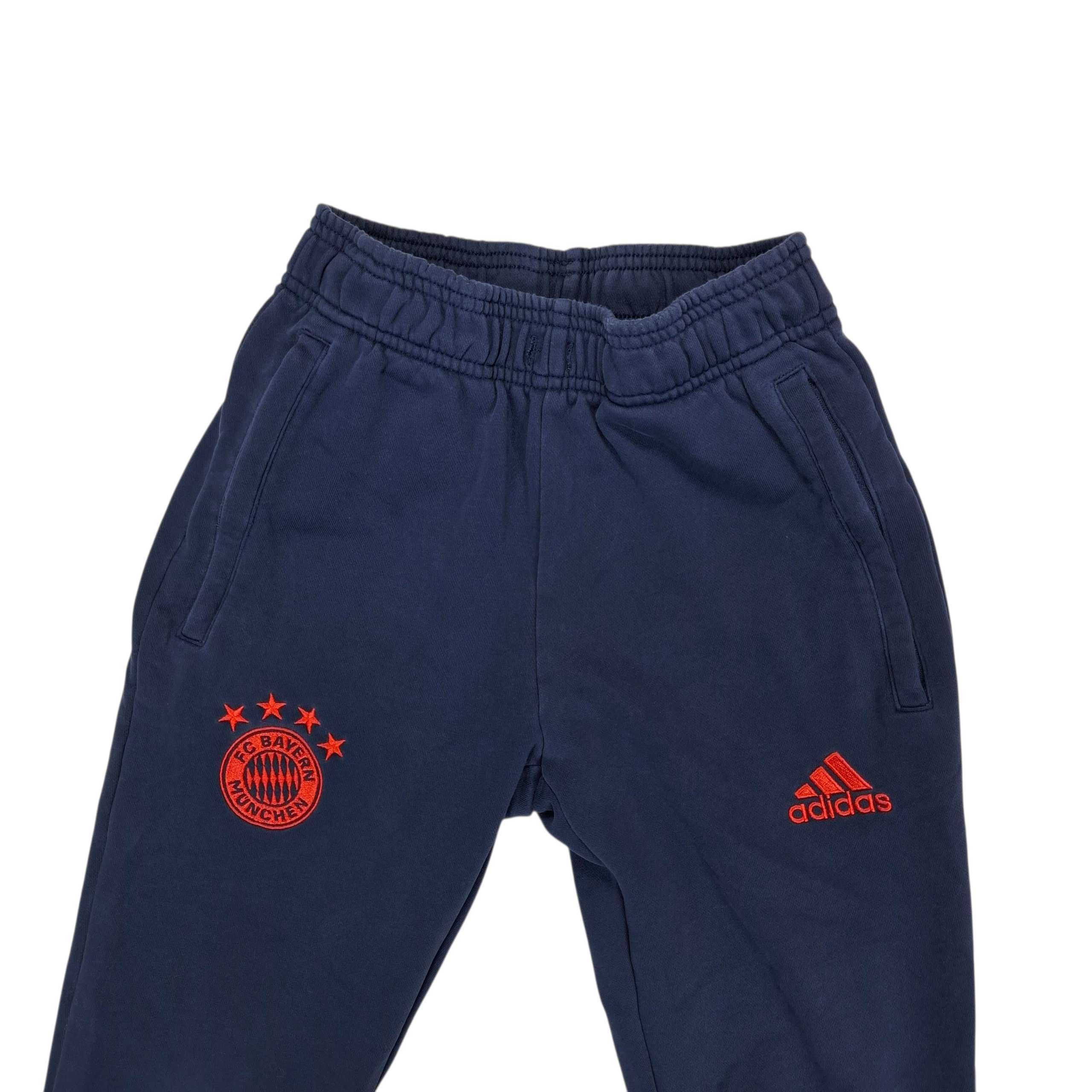 Adidas Fc Bayern Monachium spodnie dresowe męskie XS sportowe dresy