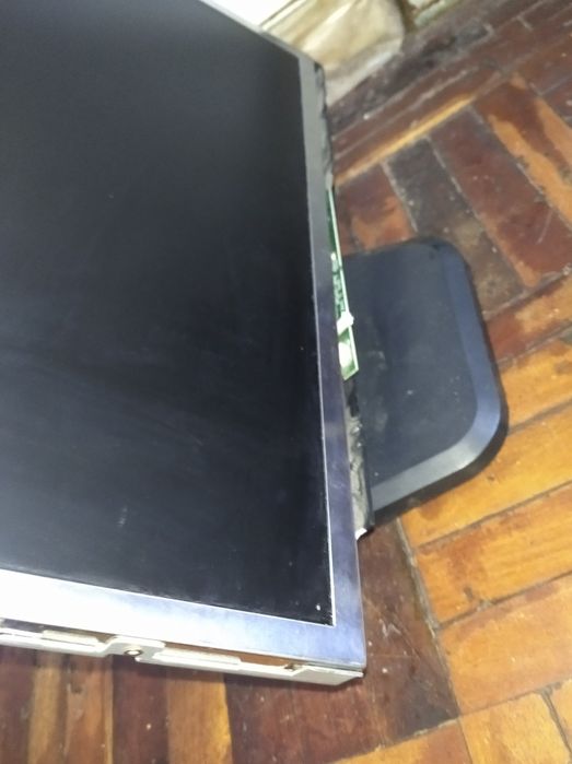 Монитор(матрица) 19 ", не включается