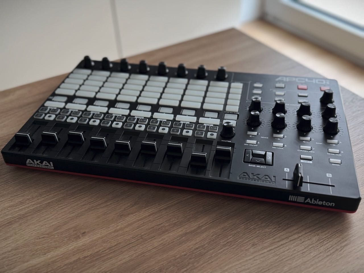 Kontroler MIDI Akai APC 40 Mk2 do Abletona