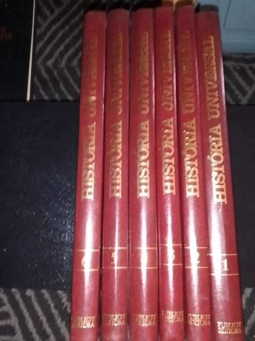 Livros semi-novos em ótimo estado