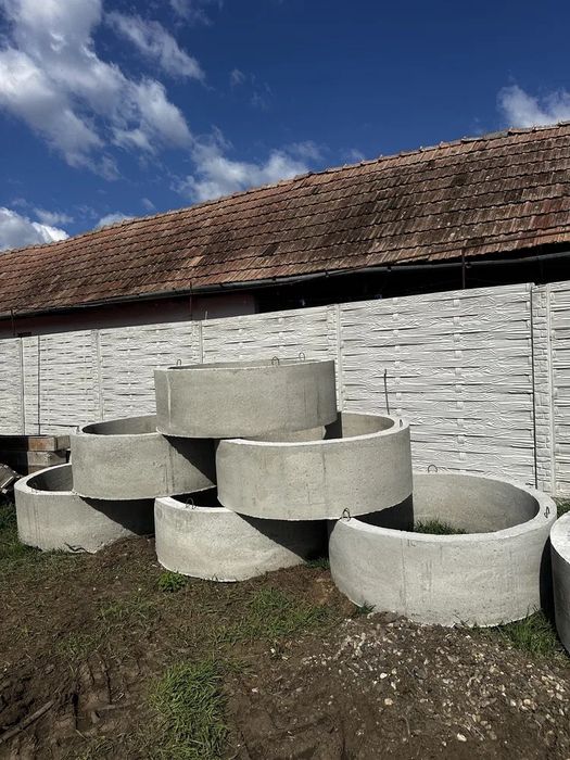 Продаємо нові бетонні кільця