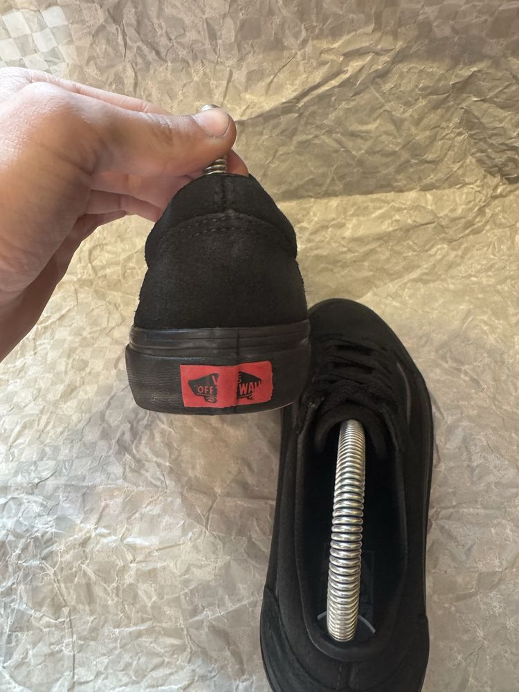 Vans old skool total black 38р