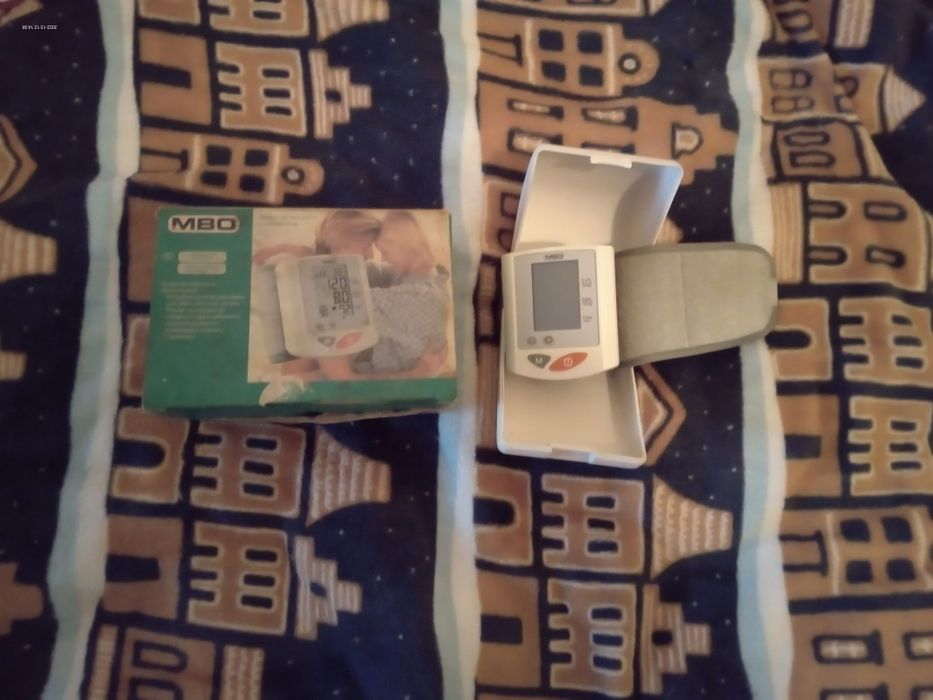 Sprzedam ciśnieniomierz na nadgarstek MBO K350