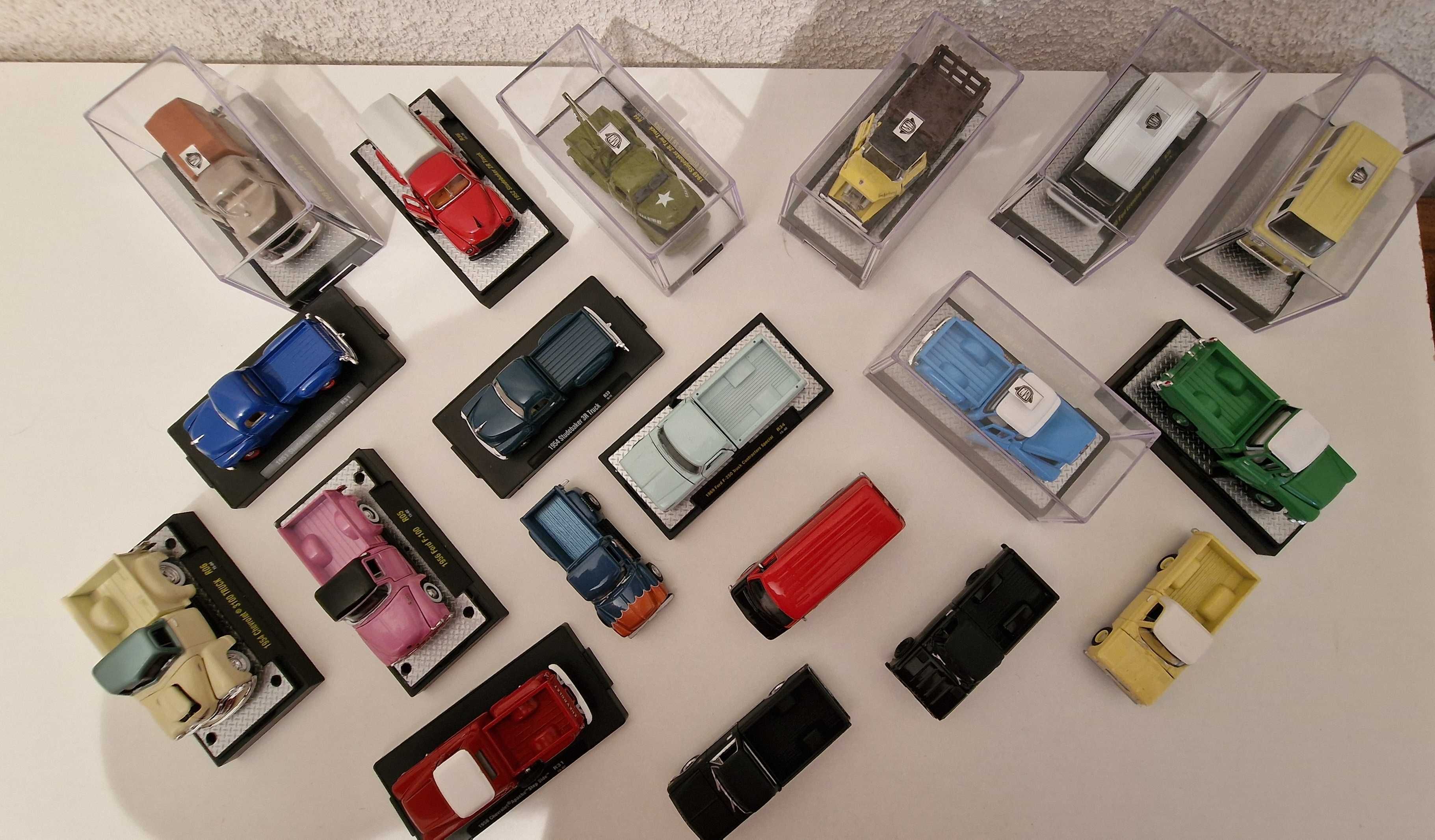 Lote de 19 Miniaturas de Pickups e carrinhas de serviço 1:64
