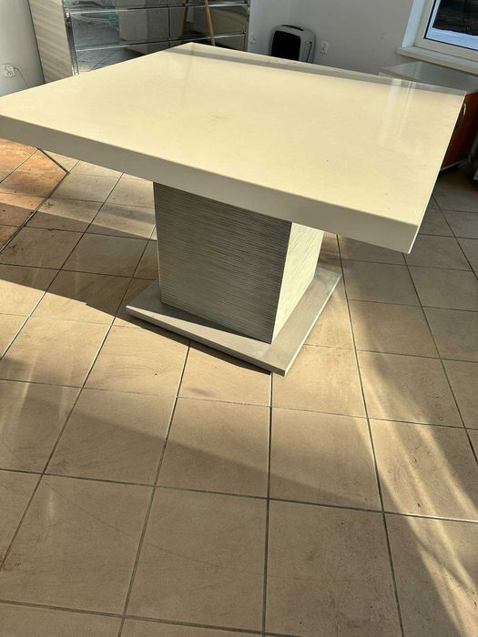 Szafy, witryny, szafki wystawowe, sklepowe glamour