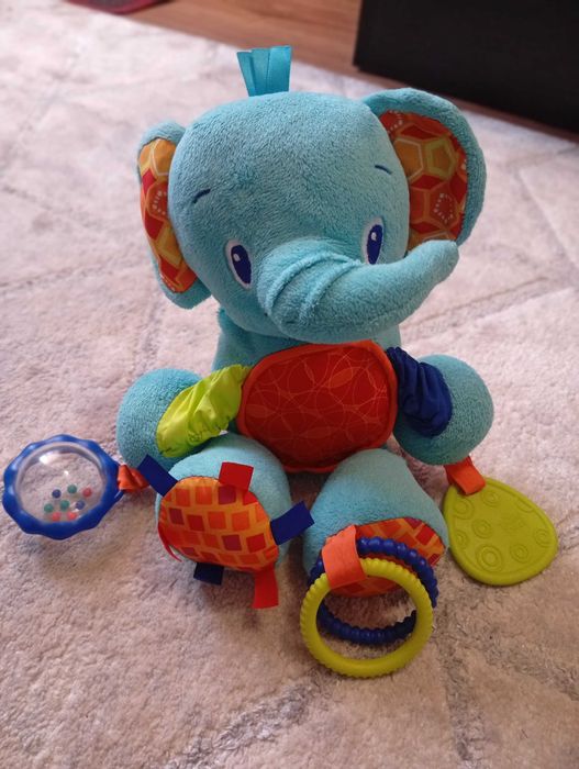 Лот іграшок для найменших