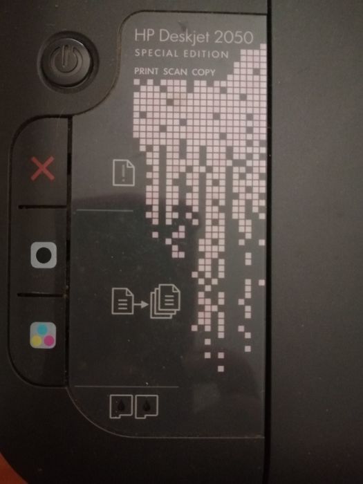 Impressora fotocopiadora HP a funcionar