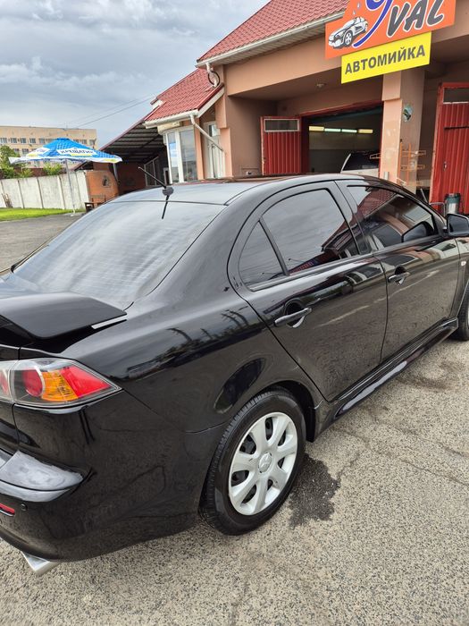 Продам Mitsubishi Lancer