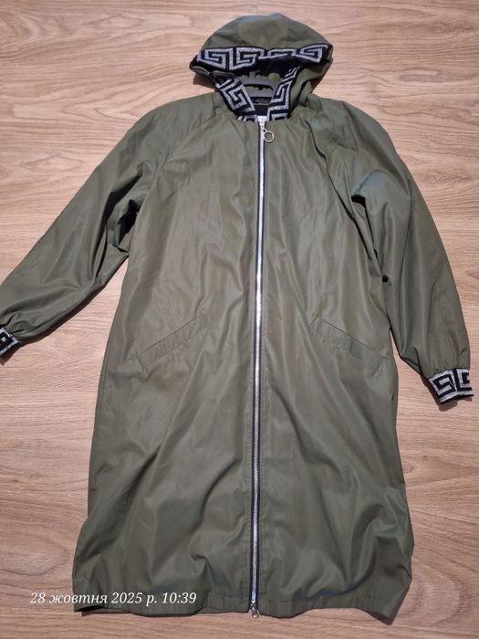 Куртка- плащ жіночий