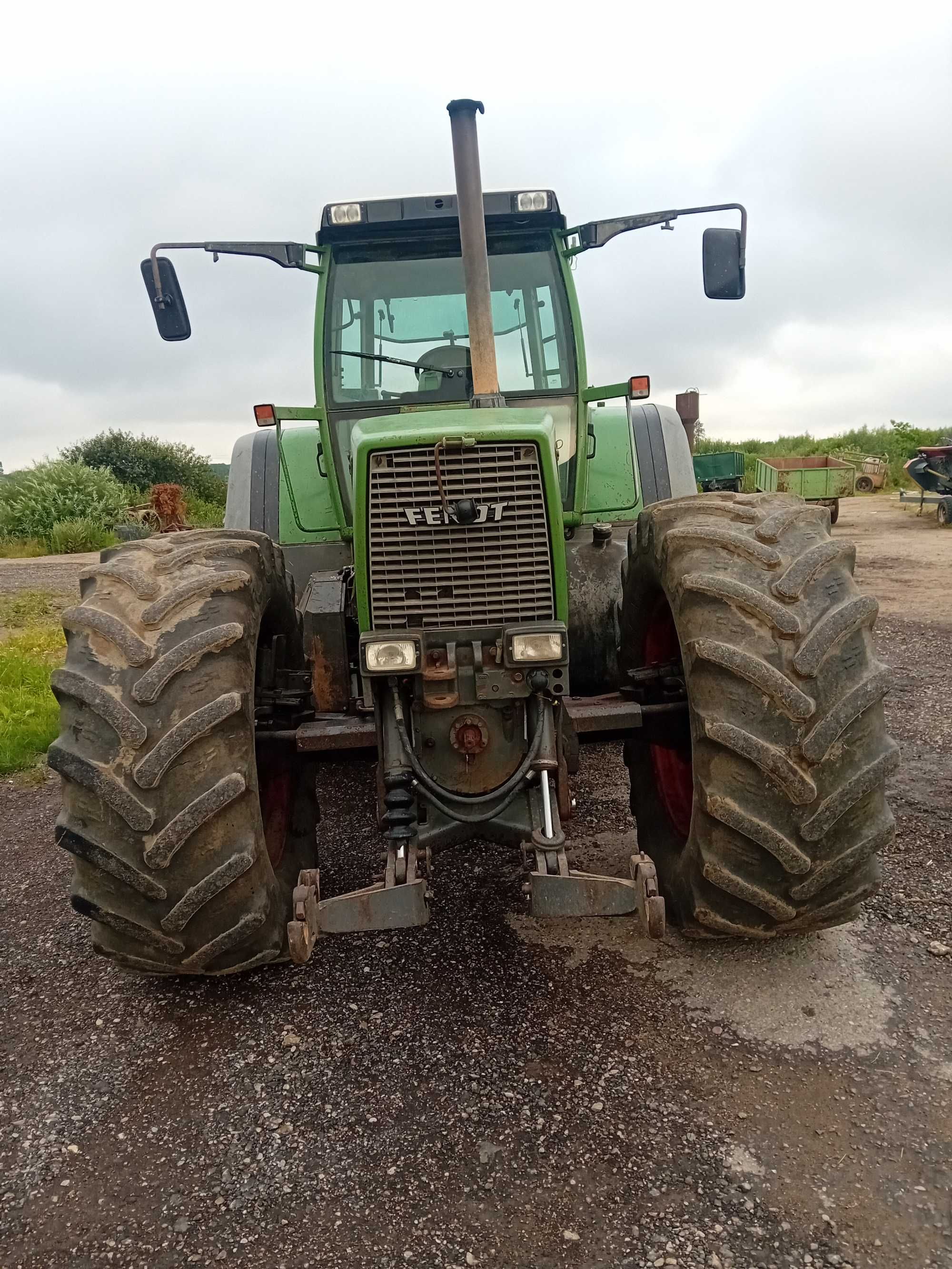 Fendt 824 Favorit pneumatyka tuz wom opony 70 %sprzedaż prywatnaBrutto