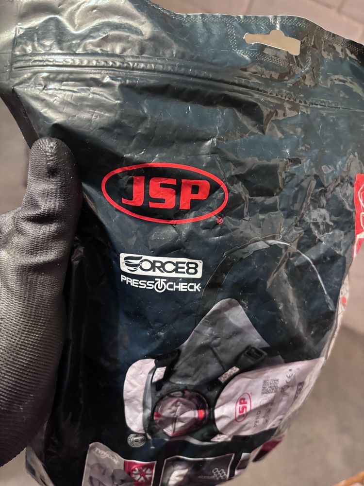 Maska JSP Force 8 M + 2 filtry P3 PressToCheck