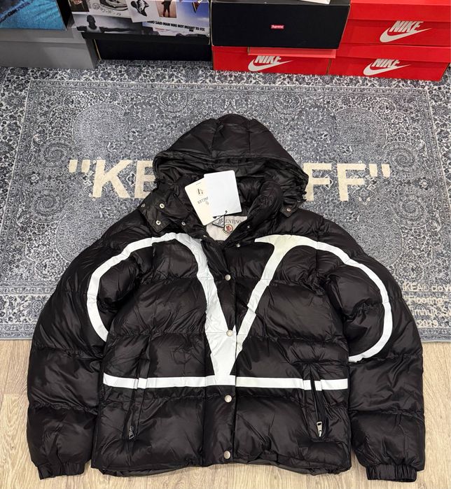Куртка Пуховик Moncler x Valentino