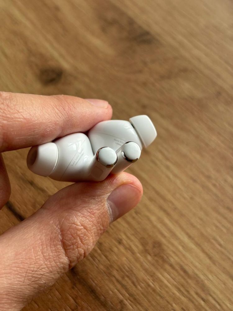 Sluchawki AirPods Pro 2 Stan idealny