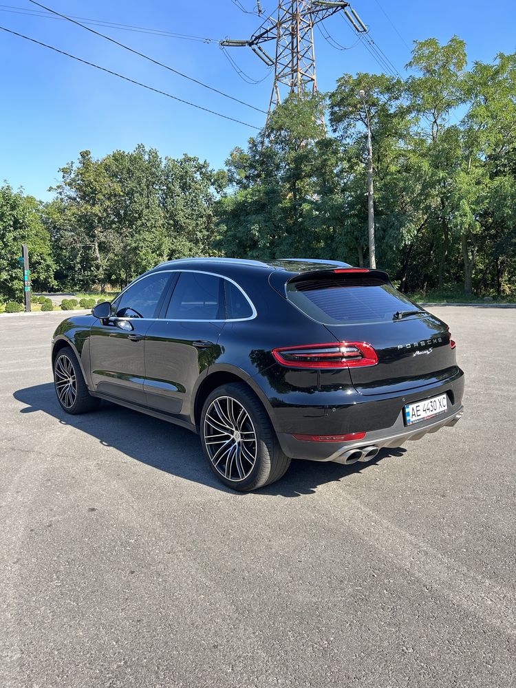 Porsche Macan S официал, без подкрасов