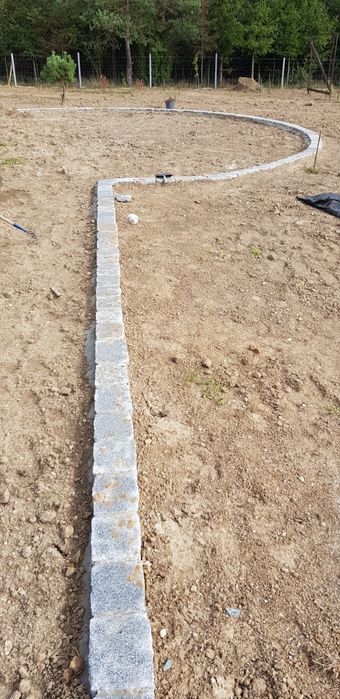 Kostka granitowa cięta płomieniowana starobruk brukowiec kamień polny