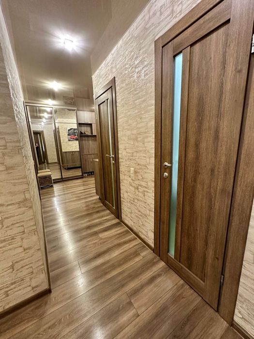 Продам 3к с ремонтом 71,1 м2 Рабочая Днепр