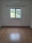 Aluga-se Quarto em Abrigada