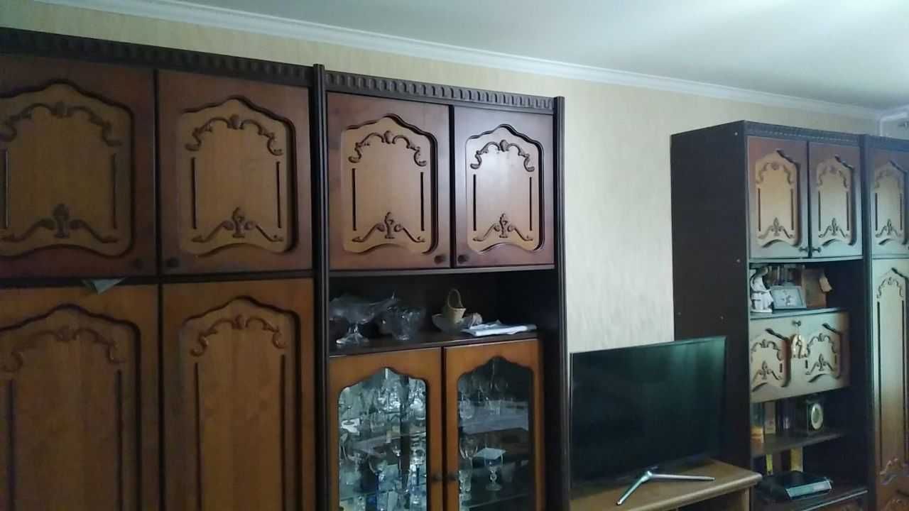 Меблева стінка "Ізабелла", Румунія