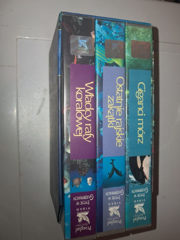 VHS Życie w głebinach 3 szt