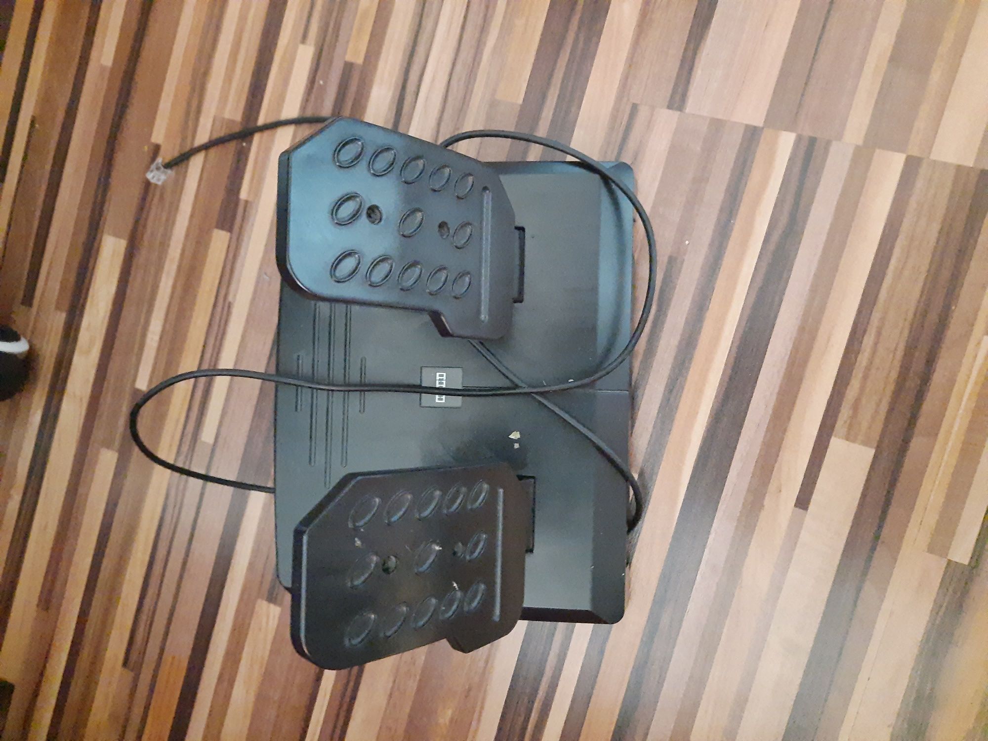 Kierownica PlayStation + Gaz i hamulec