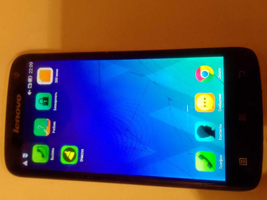 Телефон Lеnovo S8207