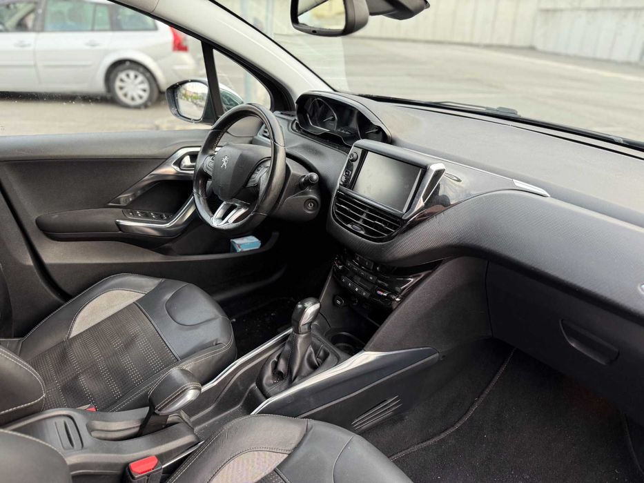 Peugeot 2008 1.2 VTi Allure (2014) – 120.000 km