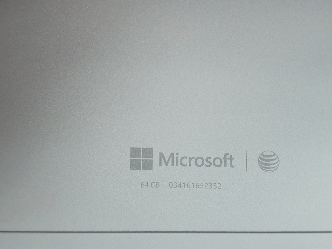 Планшет Microsoft Surface 3 Tablet LTE 1657