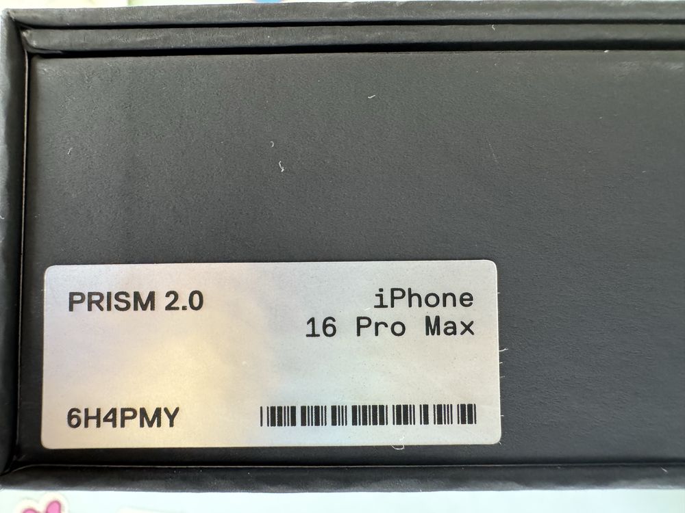 Dbrand Prism 2.0 szklo iphone 16 pro max