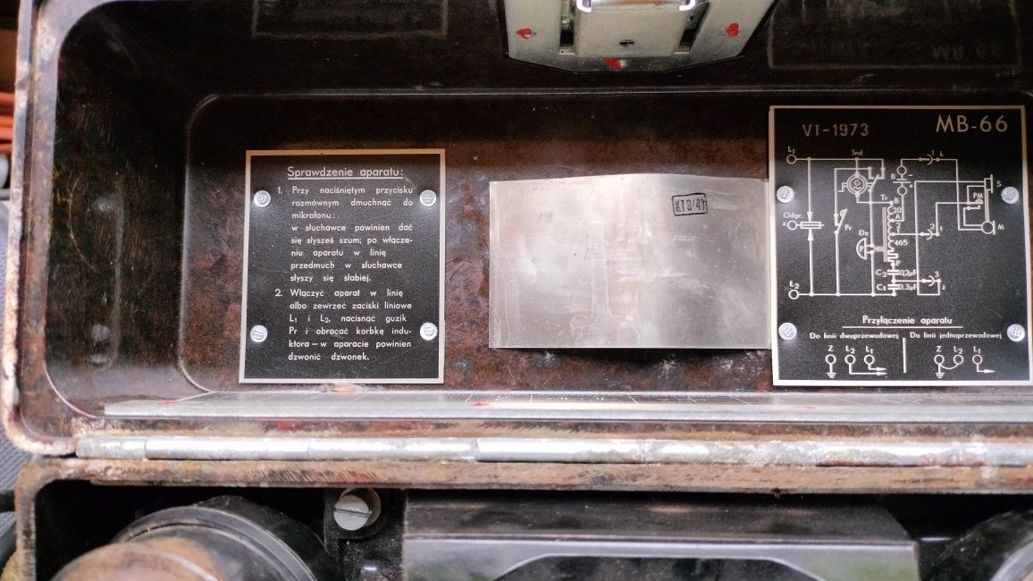 Radiotelefon polowy MB-66 z 1973r