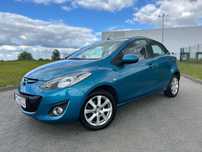 Mazda 2 Super stan !!!