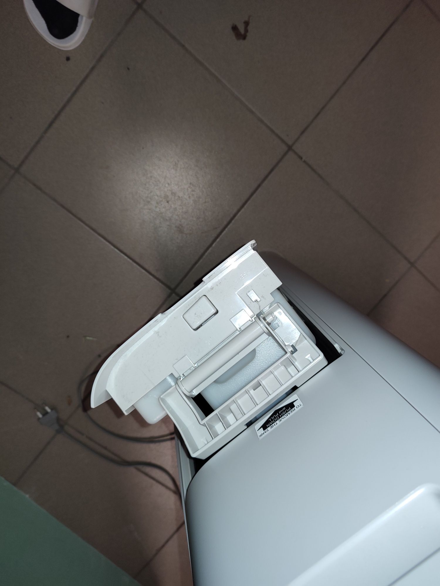 Oczyszczacz powietrza Sharp UA-HG40E