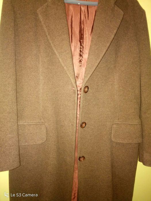 Casaco comprido, de mulher, côr castanho, de lã, como novo, da Kookay