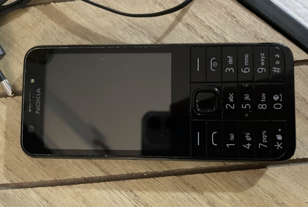 Telefon Nokia 230