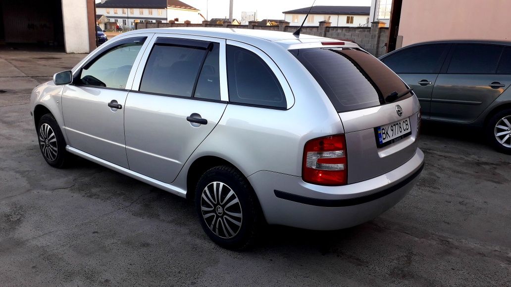 Skoda FABIA Combi