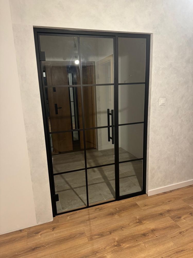 Szklane drzwi loft , szklane ściany , systemy przesuwne