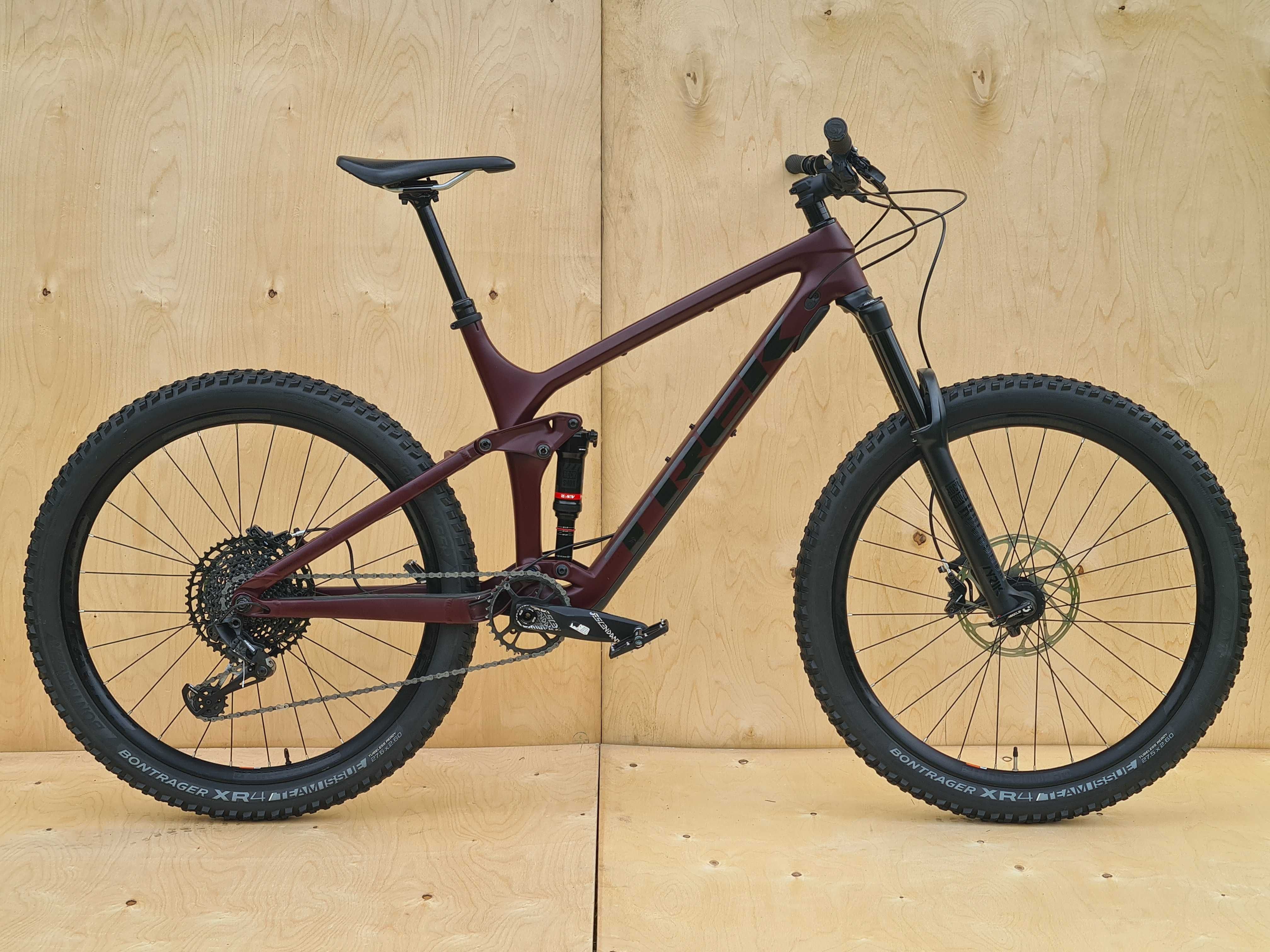 MEGA Trek Remedy 9.7 Carbon L Matte Cobra Black rower enduro jibber !