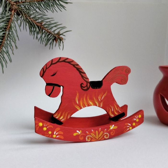 Дерев'яний, вогняний кінь - символ 2026 року.