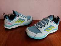 Кросовки бігові фірми adidas terrex agravic оригінал 

Розмір по бірці