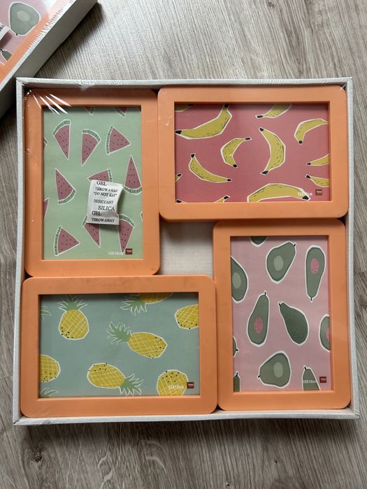 Dwie multiramki ramki Home&You na zdjęcia pomarańczowe