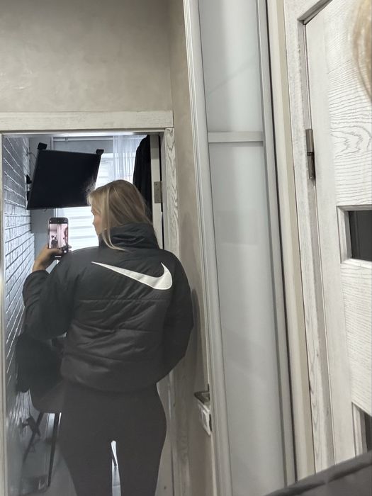 2х сторонній пуховик Nike