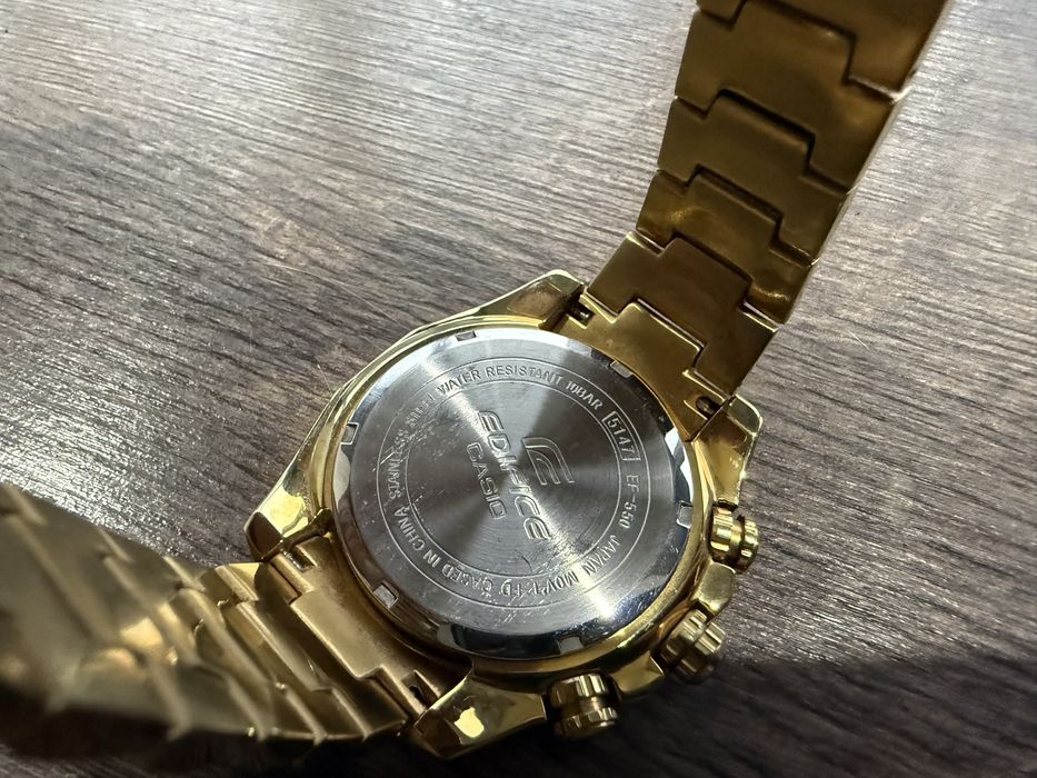 Часы casio    б/у