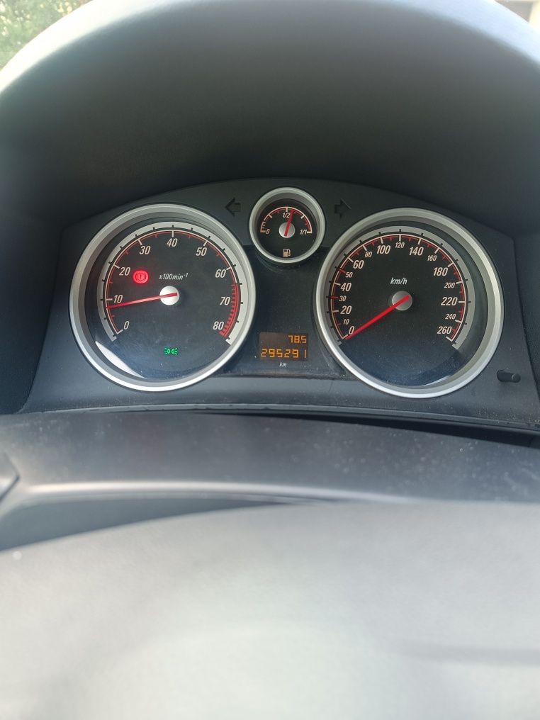 Opel astra h GTC