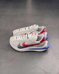 Кросівки Nike Vaporwaffle Sacai Sport Fuchsia Game Royal