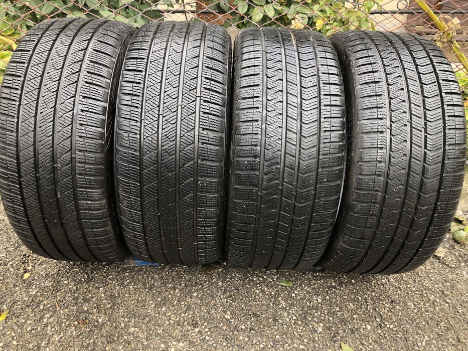 Vredestein Quatrac 235/40 R19